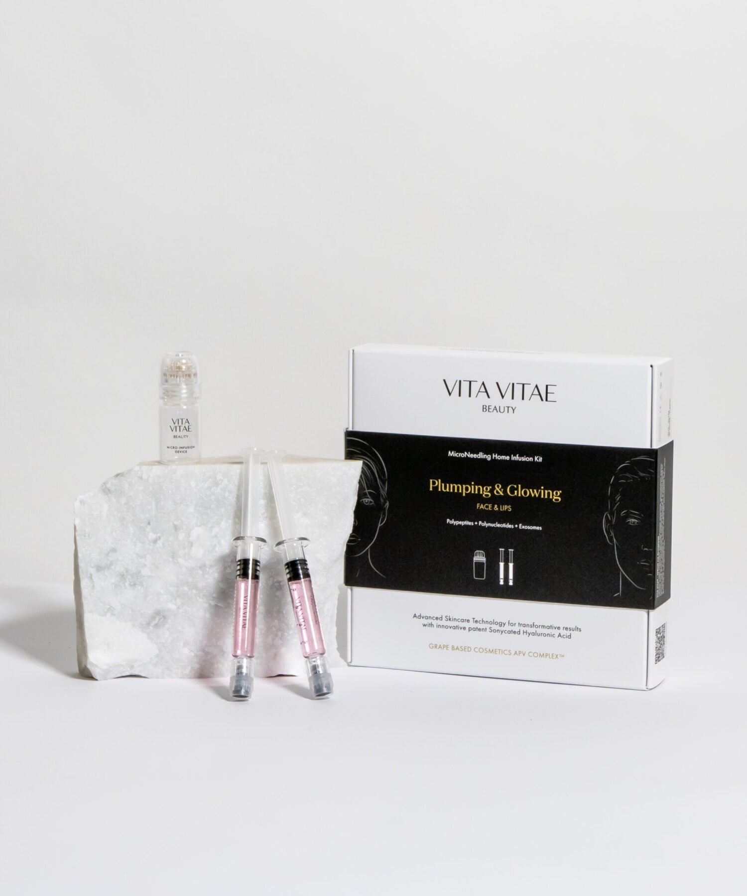 TRATTAMENTO KIT VOLUMIZZANTE & ILLUMINANTE <br><span>Dispositivo microneedling home infusion kit 2 booster con Esosomi</span>
