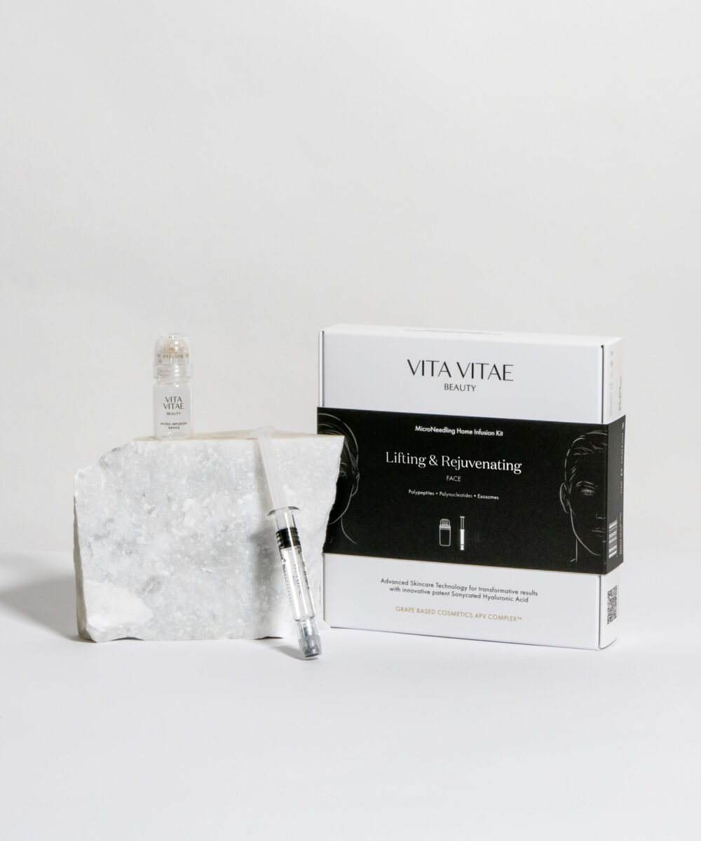 TRATTAMENTO KIT LIFTING & RIVITALIZZANTE <br><span>Dispositivo microneedling home infusion kit 1 booster con Esosomi</span>