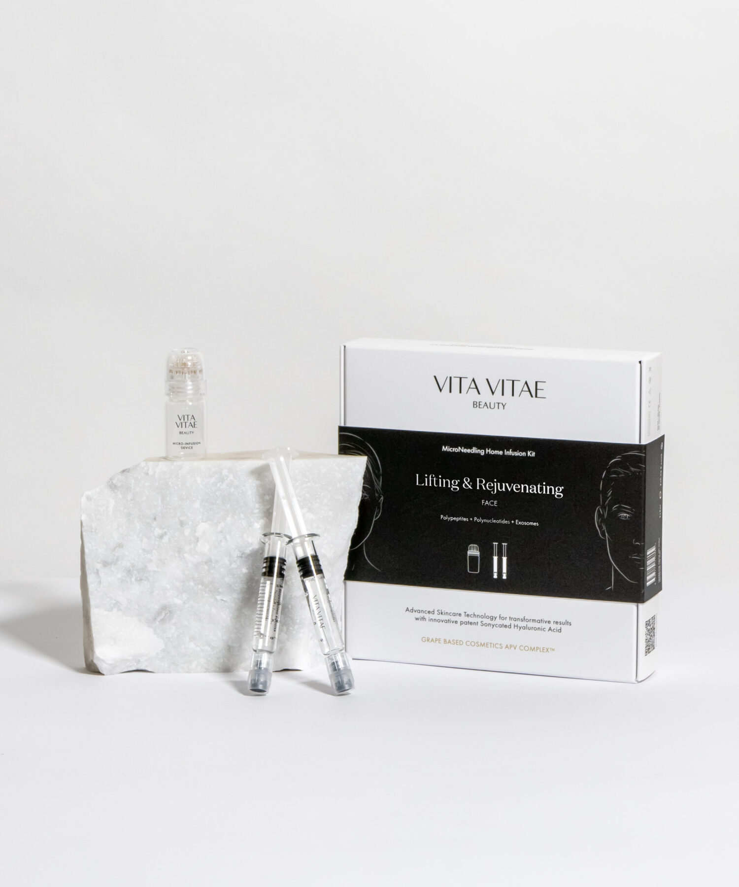 TRATTAMENTO KIT LIFTING & RIVITALIZZANTE <br><span>Dispositivo microneedling home infusion kit 2 booster con Esosomi</span>