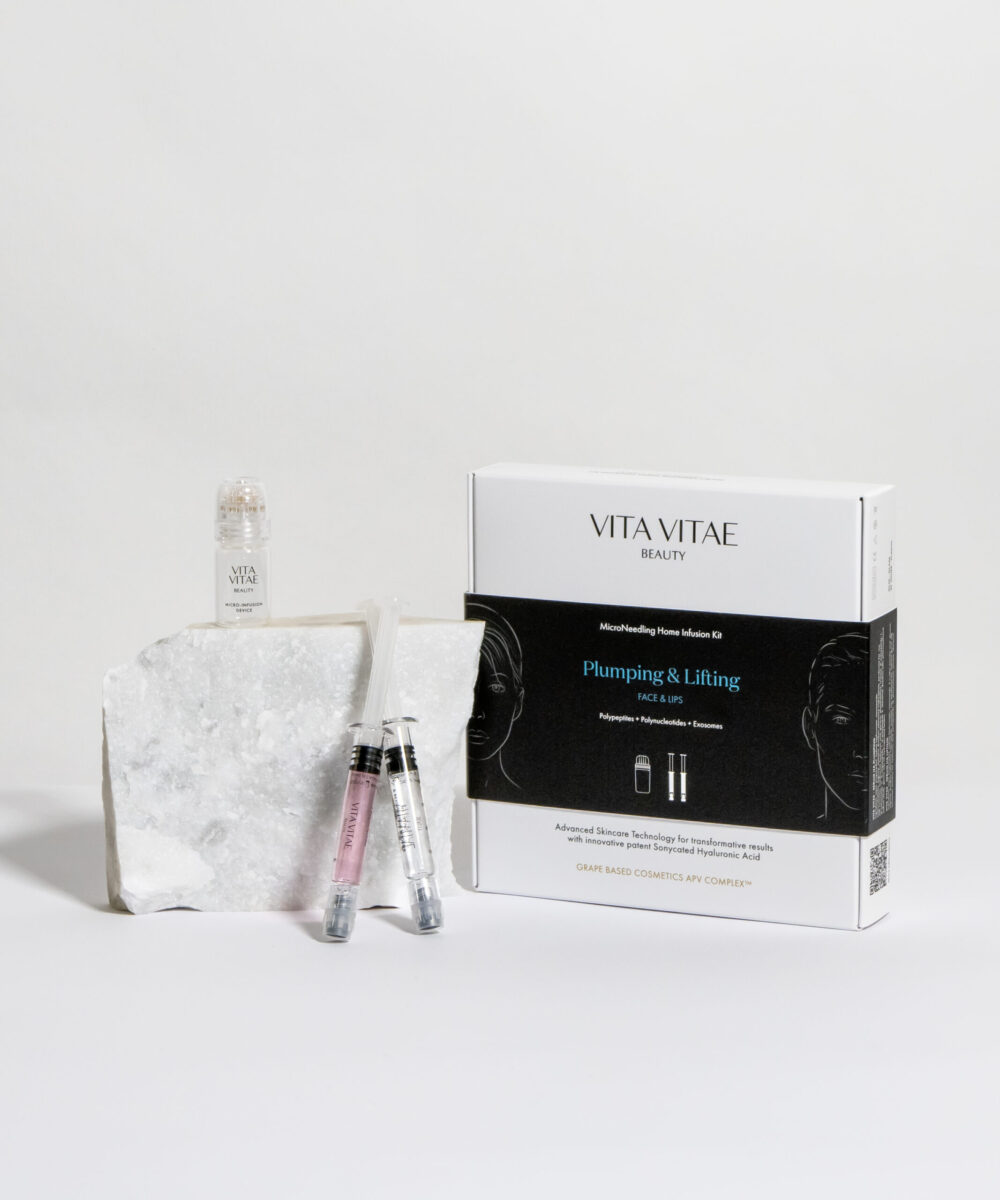 TRATTAMENTO KIT EFFETTO LIFTING  & VOLUMIZZANTE <br><span>Dispositivo microneedling home infusion kit 2 booster con Esosomi</span>